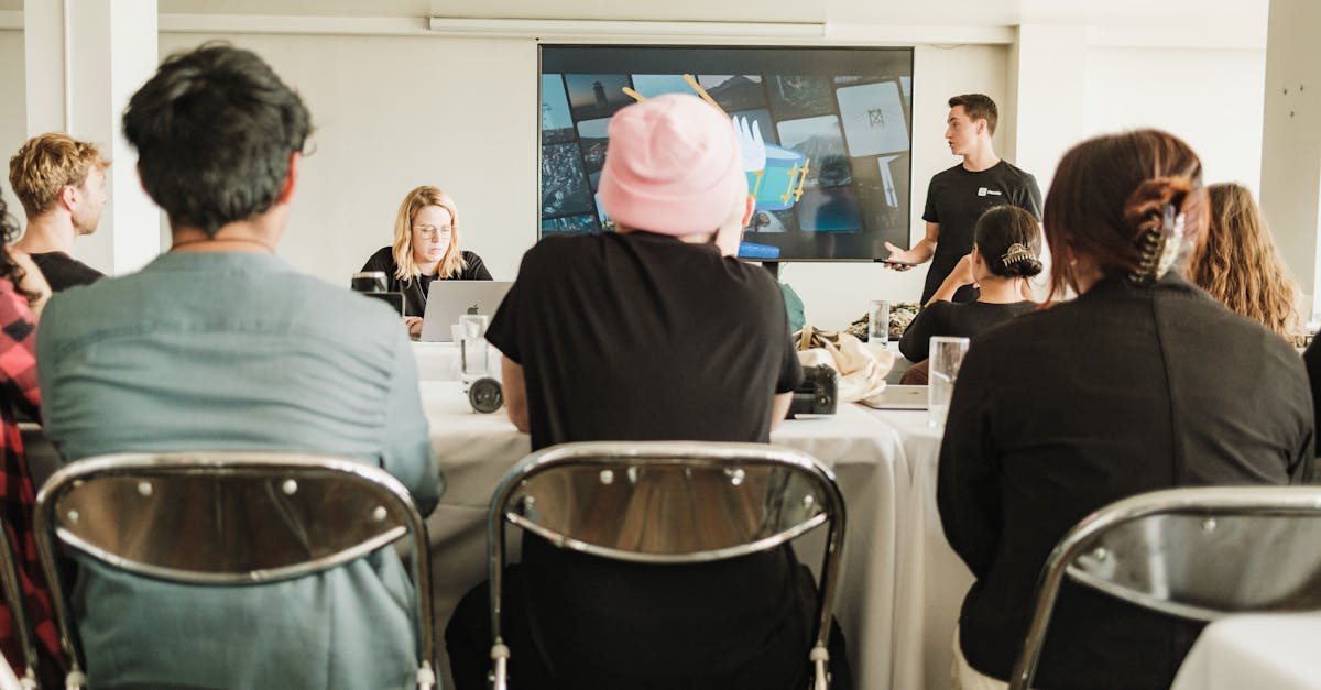 铁盒铁塔猫奶油爆珠：玉环注册代理记账服务